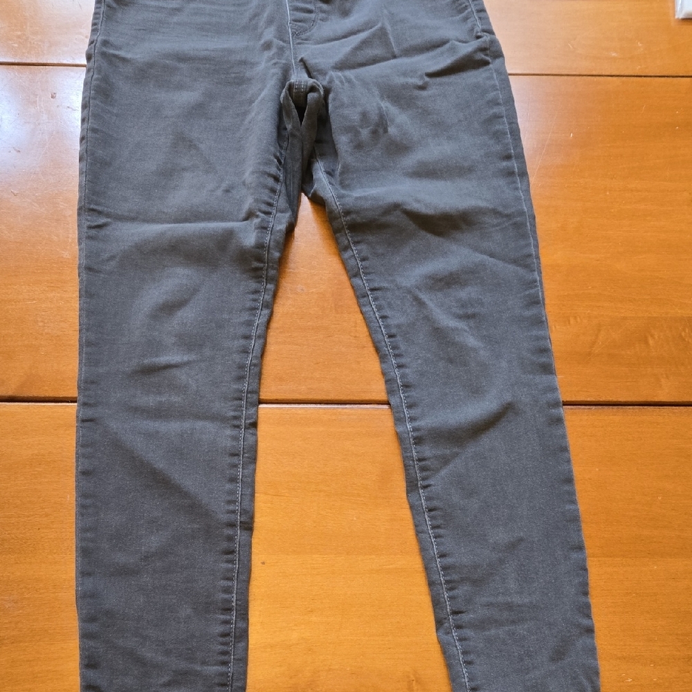 Nine West Women's Skinny Jeans in Charcoal Black